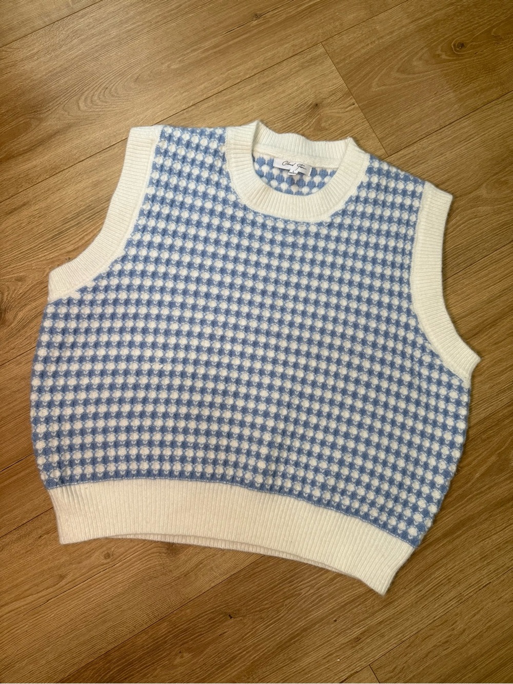 Chic Check Blue & White Houndstooth Crewneck Sweater Vest